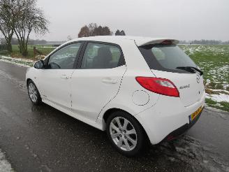 Mazda 2 1.3  GT M Line Benzine/ Lpg  2011-09  Parkeerschade picture 19