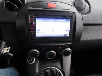 Mazda 2 1.3  GT M Line Benzine/ Lpg  2011-09  Parkeerschade picture 14