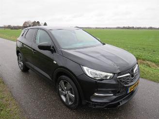 Unfallwagen Opel Grandland X 1.6 181 pk Turbo Hybride Automaat Elektrisch/ benzine Elegance Camera  NAVIGATIE 2021/9