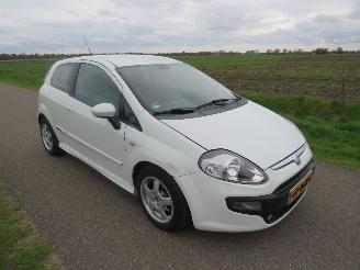 Fiat Punto Evo 1.3 M JTD Dynamic  2010 Airco  parkeerschade picture 16