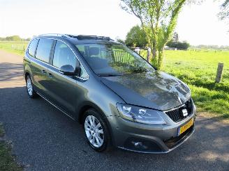 krockskadad bil auto Seat Alhambra 1.4 TSI 150pk Bussinnes Executive 7 persoons  2014 dubbel schuifdeur 2014 2014/9