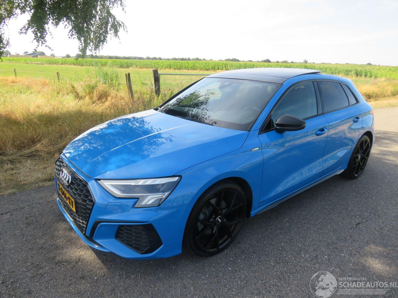 Audi A3 Sportback Aut 3.0 TFSi 3x S Editon Benzine/Electrich Schuifkanteldak Sport [ 2021