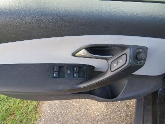 Volkswagen Polo 1.4-16V 86pk Cross Trekhaak | Airco | Cruise | Mistlampen | Stoelverwarming Schadevrij picture 15