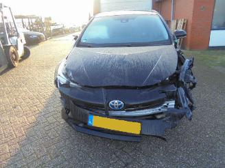 Coche accidentado Toyota Prius Prius 1.8 DYNAMIC 2017/8