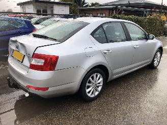 Skoda Octavia Octavia 1.6 TDI Ambition Businessline picture 6