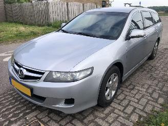 uszkodzony samochody osobowe Honda Accord Accord Tourer  2.0 i comfort 2007/1