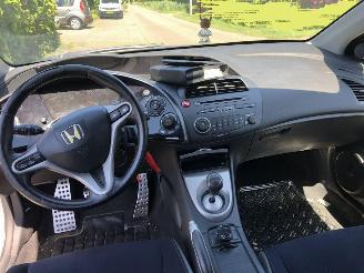Honda  CIVIC  1.4 picture 14