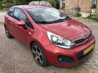 damaged passenger cars Kia Rio Rio 1.2 CVVT BusinessLine 2014/10