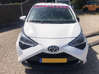 Coche accidentado Toyota Aygo Aygo 1.0 VVT-i x-joy 2021/3