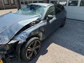 Volvo V-60 2.0 B4 R-Design Automaat picture 11