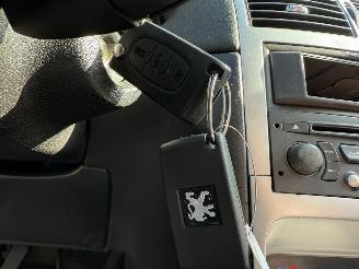 Peugeot 307 CC 2.0 Clima Leder picture 14