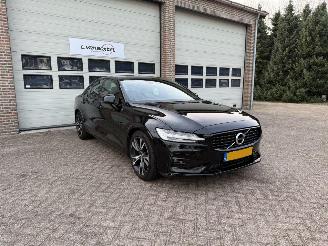 Unfallwagen Volvo S-60 2.0 B5 R-Design Automaat Navi Clima 66937 Km ! 2021/1