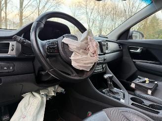 Kia Niro 1.6 GDi Hybrid Automaat Navi Clima 85304 Km NAP ! picture 8