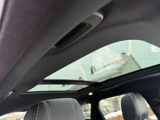 Land Rover Range Rover Velar 2.0 I4 AWD SE R-Dynamic Automaat Pano Leder picture 8