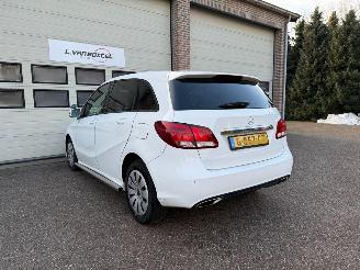 Mercedes B-klasse 220d Ambition Automaat Navi 120216 Km NAP ! picture 4