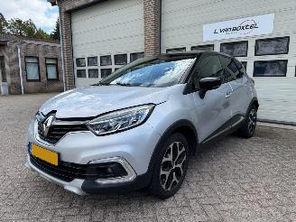 skadebil auto Renault Captur 1.3 TCe Initiale Paris Automaat Navi Clima 45766 Km ! 2019/2