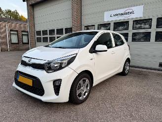 Auto incidentate Kia Picanto 1.0 CVVT EconomyPlusline Airco NAP ! 2018/1