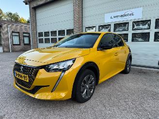 Auto incidentate Peugeot e-208 EV Allure Pack 50 kWh Navi Clima NAP ! 2022/7
