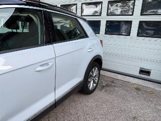Volkswagen T-Roc 1.5 TSI Sport Automaat Navi Clima Cruise picture 17