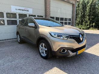 skadebil auto Renault Kadjar 1.2 TCe Intens Navi Clima Cruise 2015/11