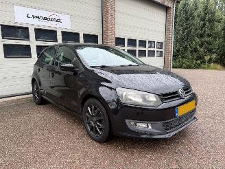 uszkodzony samochody osobowe Volkswagen Polo 1.2 Easyline Navi Airco 2012/3