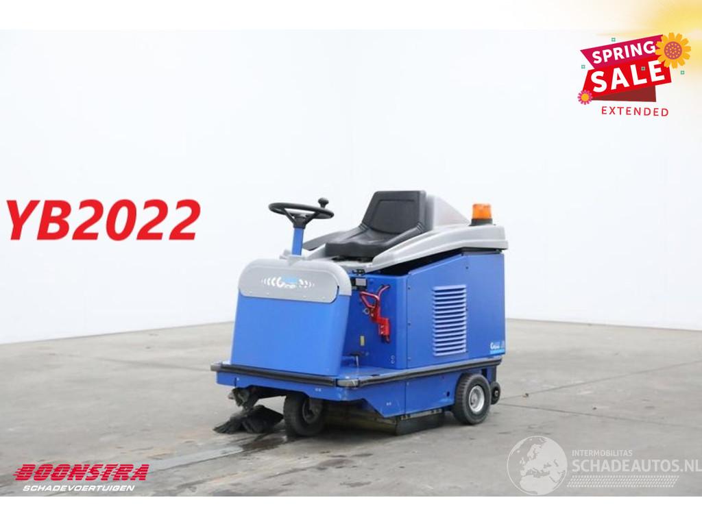  95 BJ 2022 33Hrs! Kehrmaschine / Veegmachine