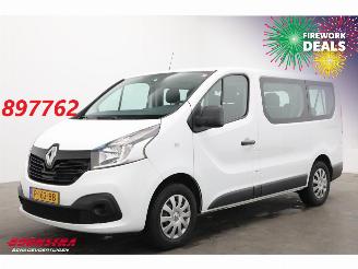 škoda dodávky Renault Trafic Passenger 1.6 dCi Expression 9-Persoons Airco Bluetooth 2017/10