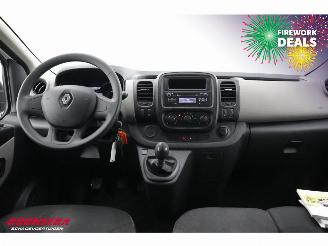 Renault Trafic Passenger 1.6 dCi Expression 9-Persoons Airco Bluetooth picture 6