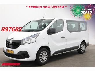 skadebil bedrijf Renault Trafic Passenger 1.6 dCi Expression Energy Airco Bluetooth 2017/10