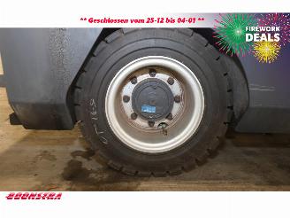 TENNANT  HMF 426 Veegmachine picture 14