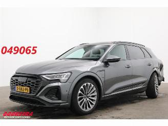 krockskadad bil auto Audi Q8 55 quattro S-Line 115 kWh Pano LED ACC Memory AHK 2024/1