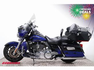 Harley-Davidson  FLHTCUSE CVO Electra Glide Ultra Classic 110 5HD! Cruise Radio SHZ picture 5