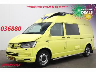 skadebil auto Volkswagen Transporter 2.0 TDI 205 PK DSG RTW Ambulance LED Leder Cruise PDC 2019/10