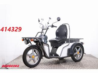 krockskadad bil bromfiets Solex  DXP BY 2020 Wasser 2020/6
