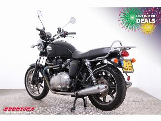 Triumph Bonneville T100 SE BY 2012 picture 4