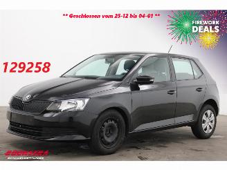 krockskadad bil auto Skoda Fabia 1.0 Active Airco Bluetooth 52.434 km! 2018/6