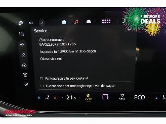 Volkswagen Touareg R 3.0 TSi 4Motion PHEV Pano HUD 360° Ventilatie ACC LRHZ AHK picture 30