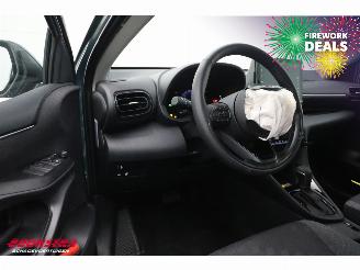 Toyota Yaris 1.5 Hybrid 115 Dynamic LED ACC LRHZ SHZ Camera PDC 3.421 km! picture 19