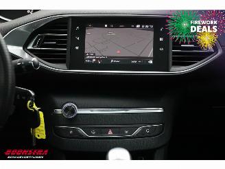 Peugeot 308 SW 1.2 PT GT-line Pano Navi Clima Cruise Camera 74.860 km! picture 13