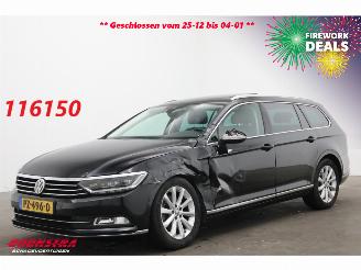 damaged passenger cars Volkswagen Passat Variant 1.4 TSI DSG Highline Pano ACC Virtual Leder ErgoComf. SHZ Camera AHK 2017/1