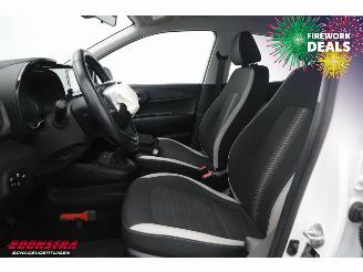 Hyundai I-10 1.0 Comfort Carplay Airco Cruise LMV 17.182KM! Orig NL. picture 14