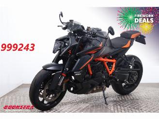 krockskadad bil motor KTM  1390 SuperDuke R Akrapovic LED Cruise 2024/5