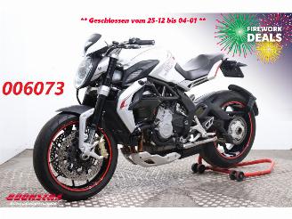 begagnad bil motor MV Agusta Brutale Dragster 800 ABS Lap Timer Quickshift 19.101 km! 2015/3