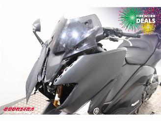 Yamaha  T-Max 530 Black Max Akrapovic picture 16