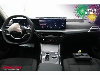BMW 3-serie 330e Schuifdak 360° LED Cruise SHZ 4.216 km! picture 15