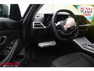 BMW 3-serie 330e Schuifdak 360° LED Cruise SHZ 4.216 km! picture 19