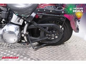 Harley-Davidson Heritage Softail Classic FLSTC picture 15