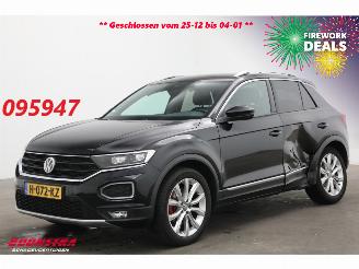 uszkodzony samochody osobowe Volkswagen T-Roc 1.5 TSI DSG Sport LED ACC Navi Clima Camera SHZ PDC AHK 2020/3