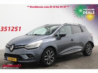 Coche accidentado Renault Clio Grandtour Estate 0.9 TCe Intens LED Navi Clima Cruise PDC AHK 109.478 km! 2016/10