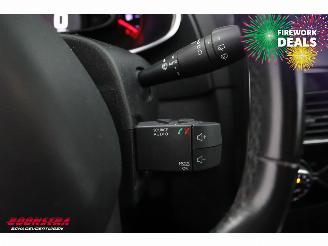 Renault Clio Grandtour Estate 0.9 TCe Intens LED Navi Clima Cruise PDC AHK 109.478 km! picture 22